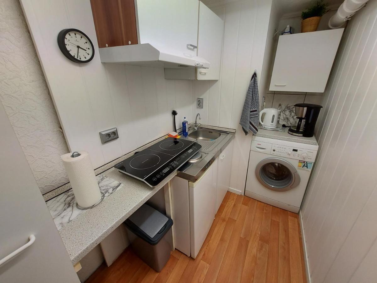Overnight Apartment Кёльн Экстерьер фото
