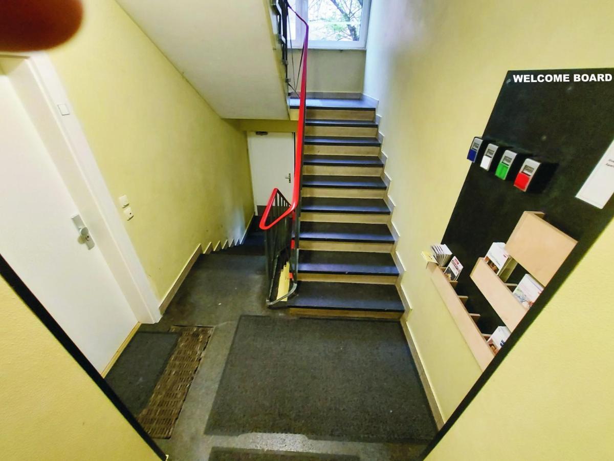 Overnight Apartment Кёльн Экстерьер фото